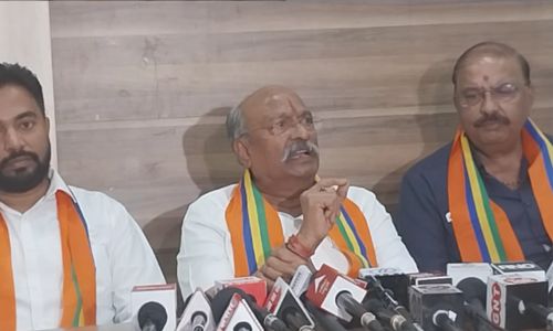 हातकणंगले लोकसभेमध्ये मोठा ट्विस्ट! प्रकाश आवाडे मैदानात; १६ तारखेला अर्ज दाखल करणार Prakash Awade