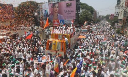 प्रचंड शक्तीप्रदर्शनात शाहू महाराज छत्रपती यांचा उमेदवारी अर्ज दाखल Shahu Maharaj Chhatrapati