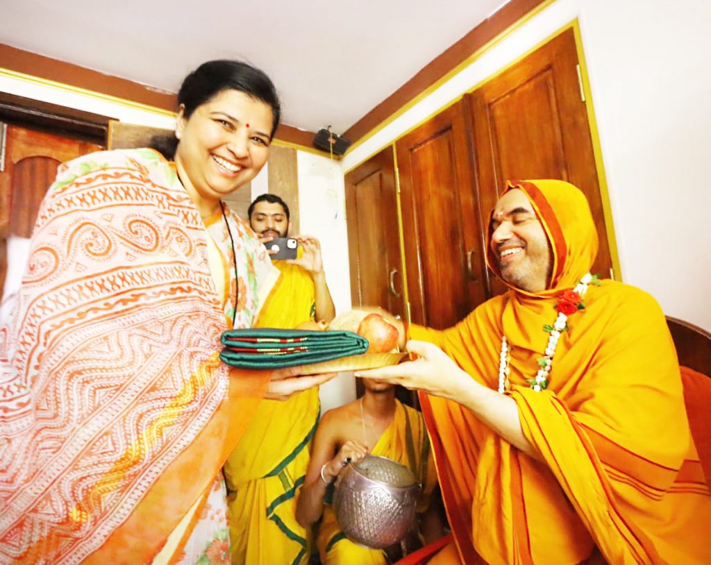 After getting elected, develop Karwar district to the best of its ability