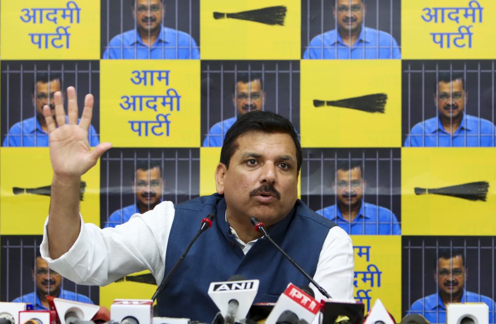 “केजरीवालांचा तुरुंगात छळ होतोय” आप खासदार संजय सिंहांचा आरोप "Kejriwals are being tortured in jail" AAP MP Sanjay Singh alleges