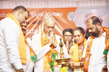 Vote for BJP to fulfill Modi's dream