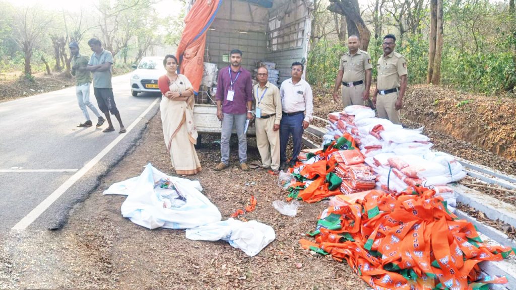 Campaign materials worth 8 lakh seized at Halyal-Bapeli check post