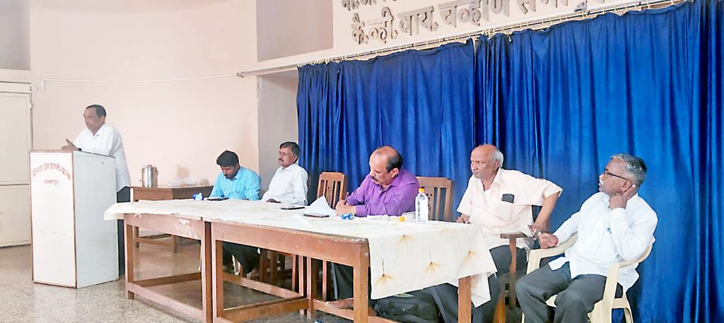 कारवारचे म. ए. समिती उमेदवार निरंजन सरदेसाई सोमवारी अर्ज भरणार M. of Karwar. A. Committee candidate Niranjan Sardesai will file his application form on Monday