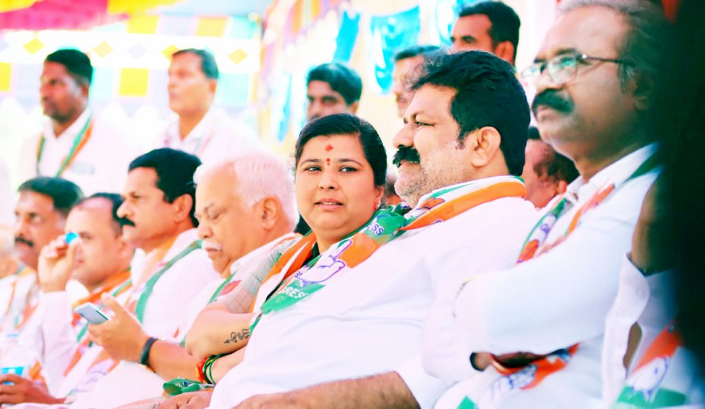 Dr. Anjali Nimbalkar's counter attack on Hegde-Kageri