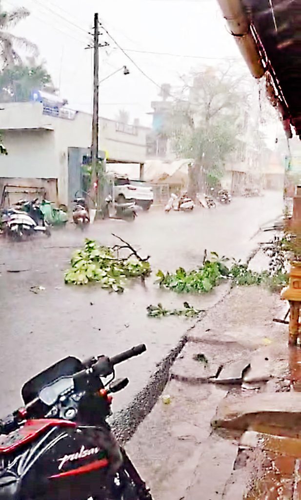 Majgaon was also attacked by Valiwa