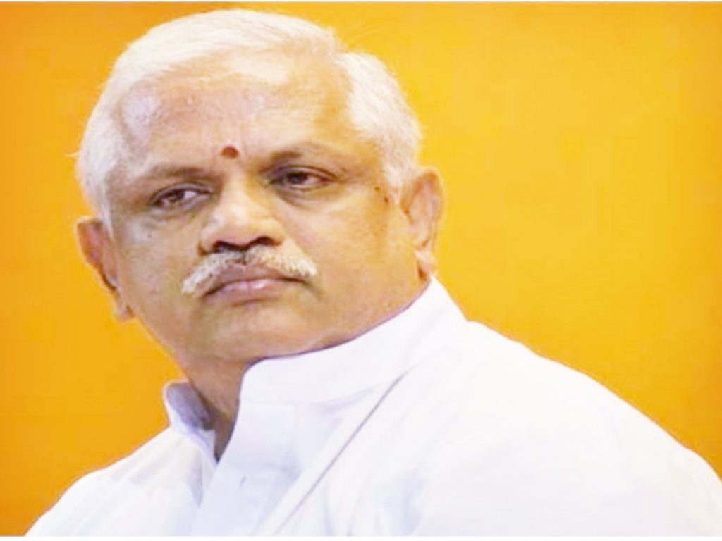 टीका, आरोपांना सक्षम प्रत्युत्तर द्या Respond competently to criticism, accusations