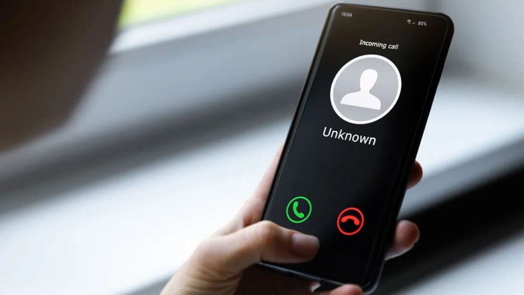 Pakistan is 'targeting' Indians through mobile phones