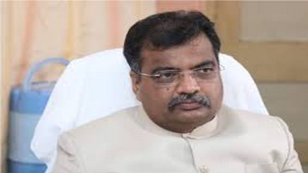 पालकमंत्री रवींद्र चव्हाण यांच्यावर पक्ष निरीक्षक पदाची जबाबदारी