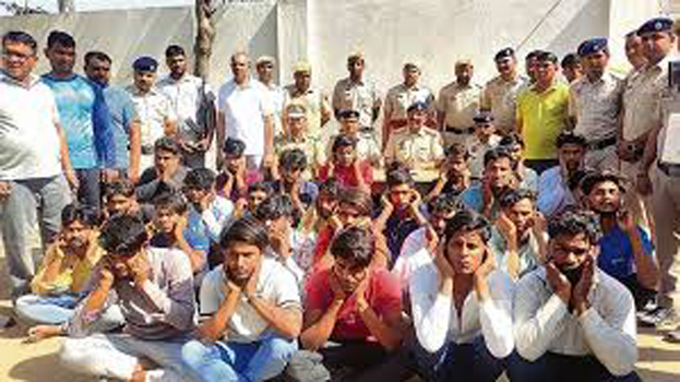 हरियाणाच्या ‘जामताडा’मध्ये मोठी कारवाई Big action in Jamtada of Haryana