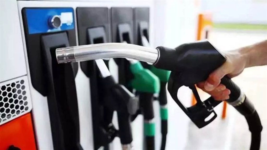 Petrol in Pakistan around 300 rupees