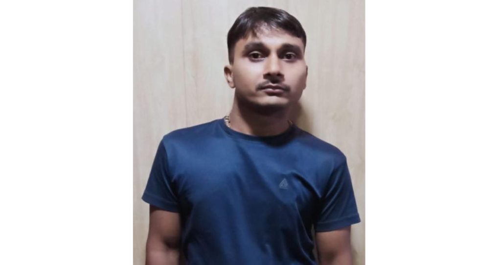 गोवा शिपयार्डमध्ये काम करणाऱ्या पाकिस्तानी गुप्तचराला अटक Pakistani spy working in Goa Shipyard arrested