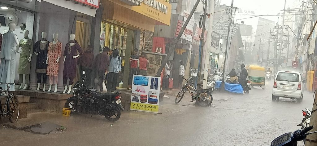 The bump of the curve