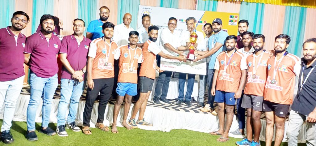 जितो व्हॉलीबॉल स्पर्धेत बेळगाव उपविजेता Belgaum runners up in Jito Volleyball Tournament