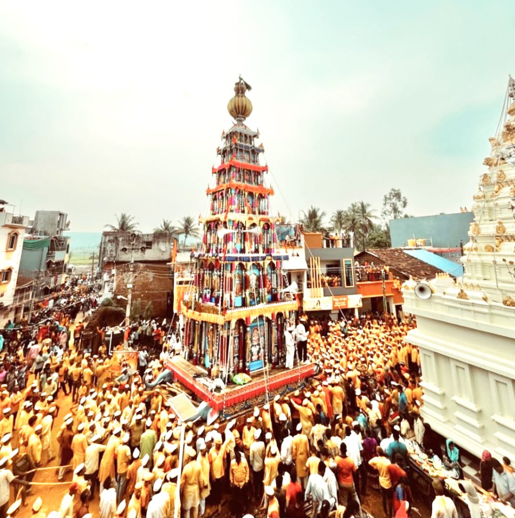 Thousands of devotees participated in Rathotsava
