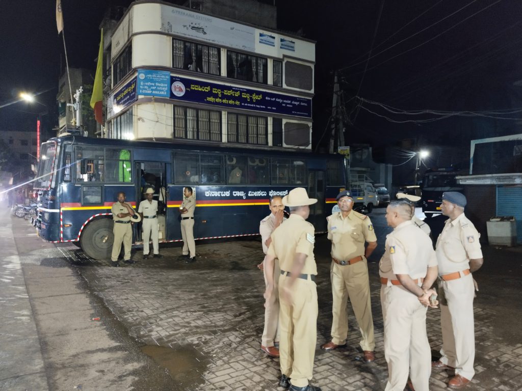 Tension in Shahapur due to children's dispute