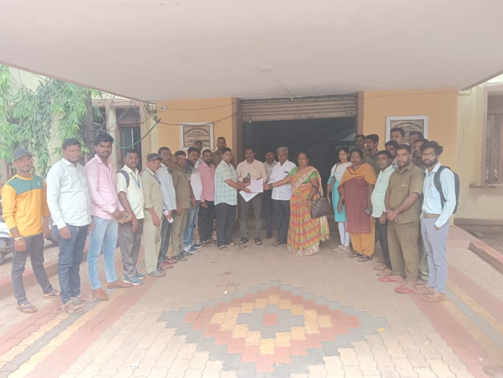 Gr. Pt. Send information of employees to G.P