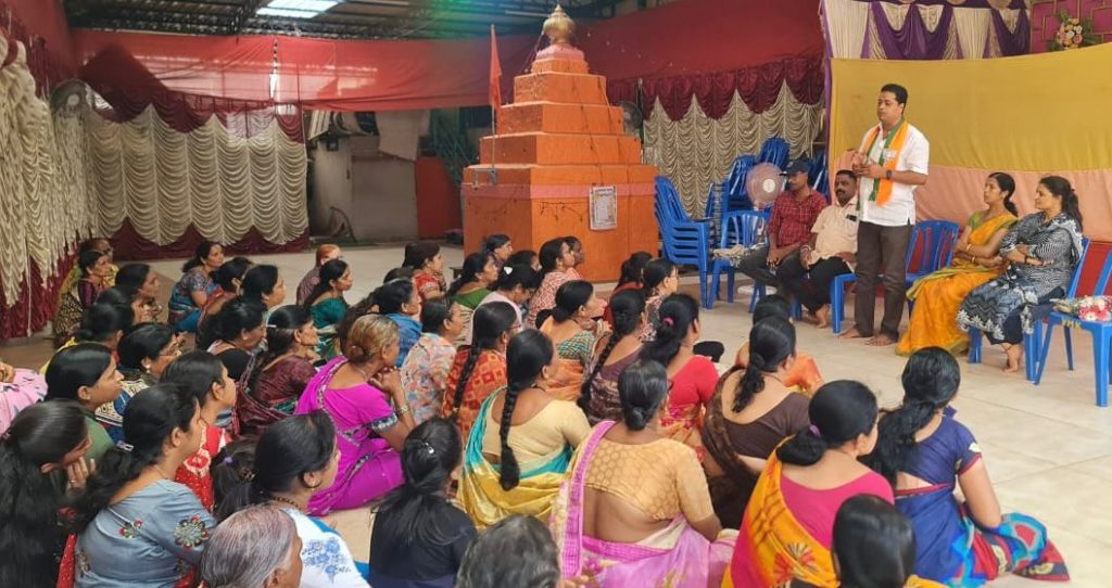 Jagdish Shettar campaigned by local leaders