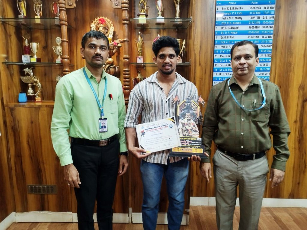 Moresh Desai's success in bodybuilding competition