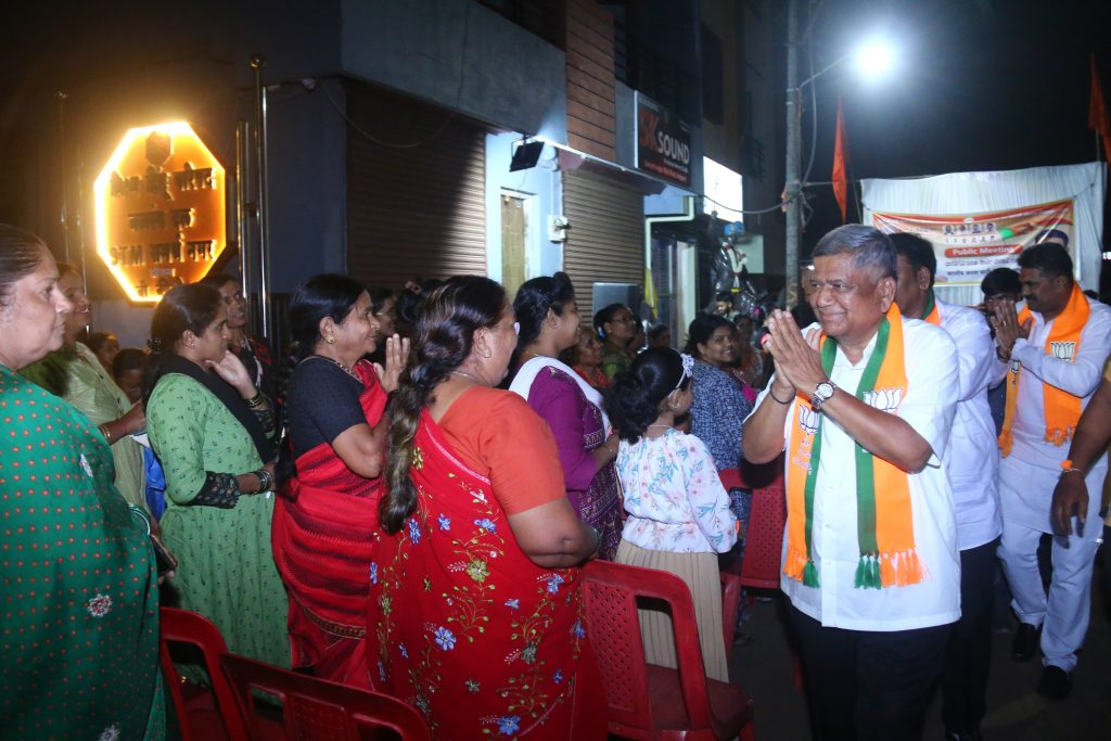 Shettar campaigned vigorously in urban as well as rural areas