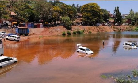 Ratnagiri : राजापुरातील नदीपात्रात भरतीच्या पाण्यात अडकली वाहने Rajapur