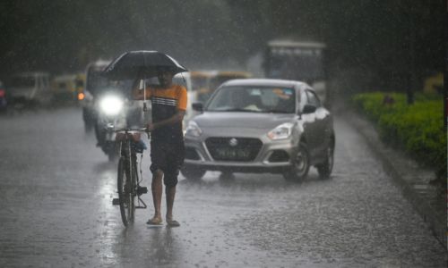 Sangli : जिह्यात सलग तिसऱ्या दिवशी वळवाची हजेरी; भाजीपाला, आंबा, केळीचे नुकसान Sangli Rain