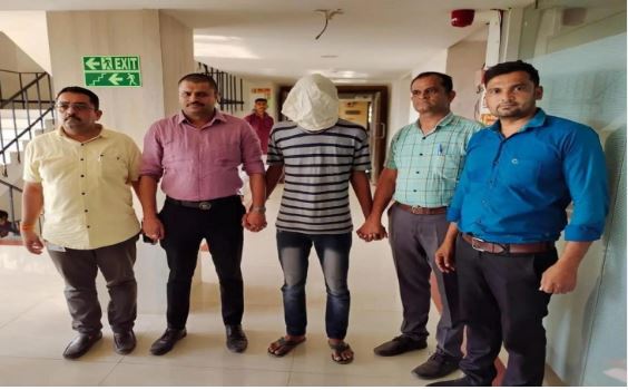 हेरगिरीच्या आरोपाखाली गुजरातमधून एकाला अटक One arrested from Gujarat on charges of espionage