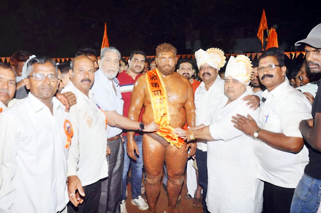 Winner of Pushpender Lokmanya Cup at Yelloor Maidan