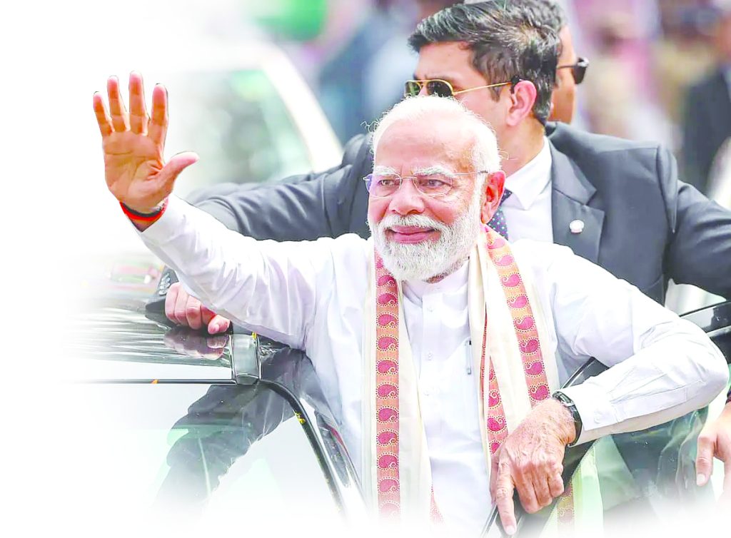 Prime Minister Modi is leading in the race of meetings