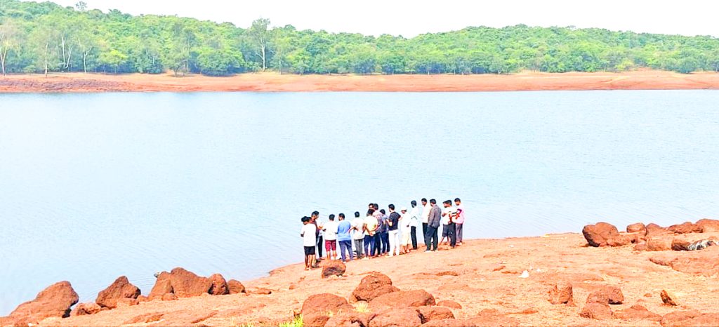 Body of drowned girl found in Tilari Dam