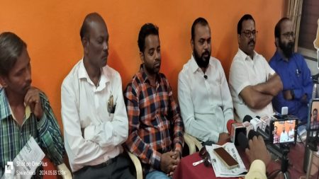 केसरकर आणि राणे वादामुळेच सावंतवाडीचा विकास खुंटला – रुपेश राऊळ