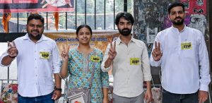 Left Front takes over again in JNU